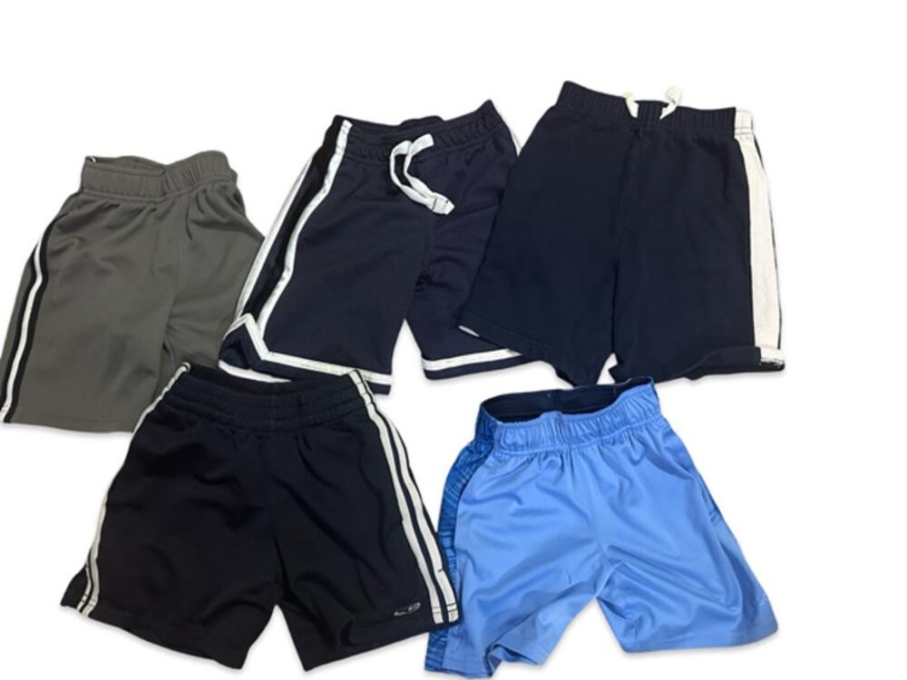 Boys’ lot of 5 athletic/casual shorts size 4t